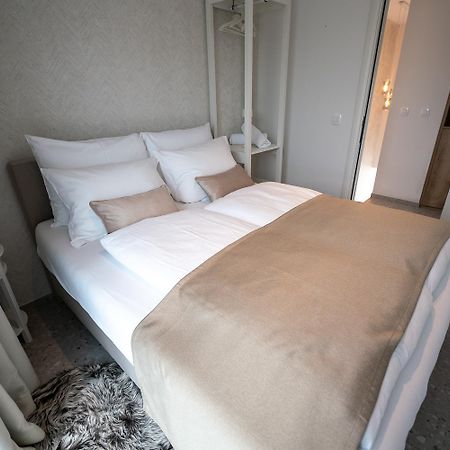 Apartments Kras 24 With Pool Sežana Εξωτερικό φωτογραφία