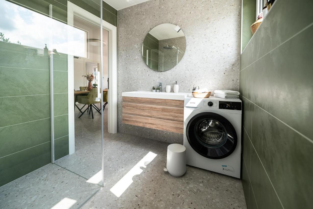 Apartments Kras 24 With Pool Sežana Εξωτερικό φωτογραφία