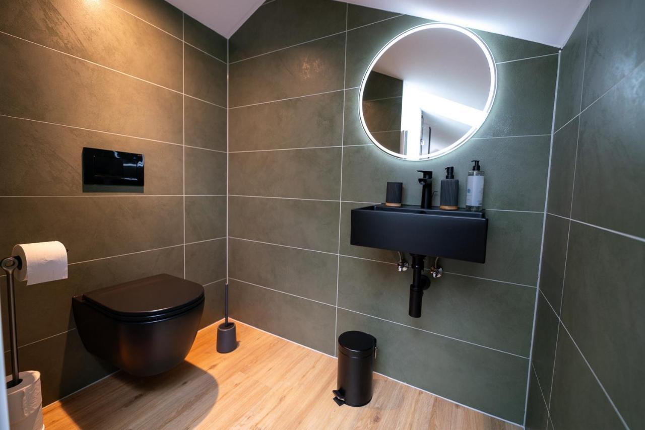 Apartments Kras 24 With Pool Sežana Εξωτερικό φωτογραφία